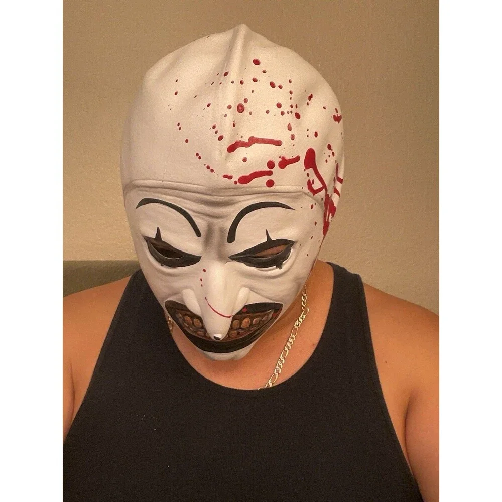 Trick or Treat Studios Terrifier - Art the Clown Bloody Mask Halloween Medium